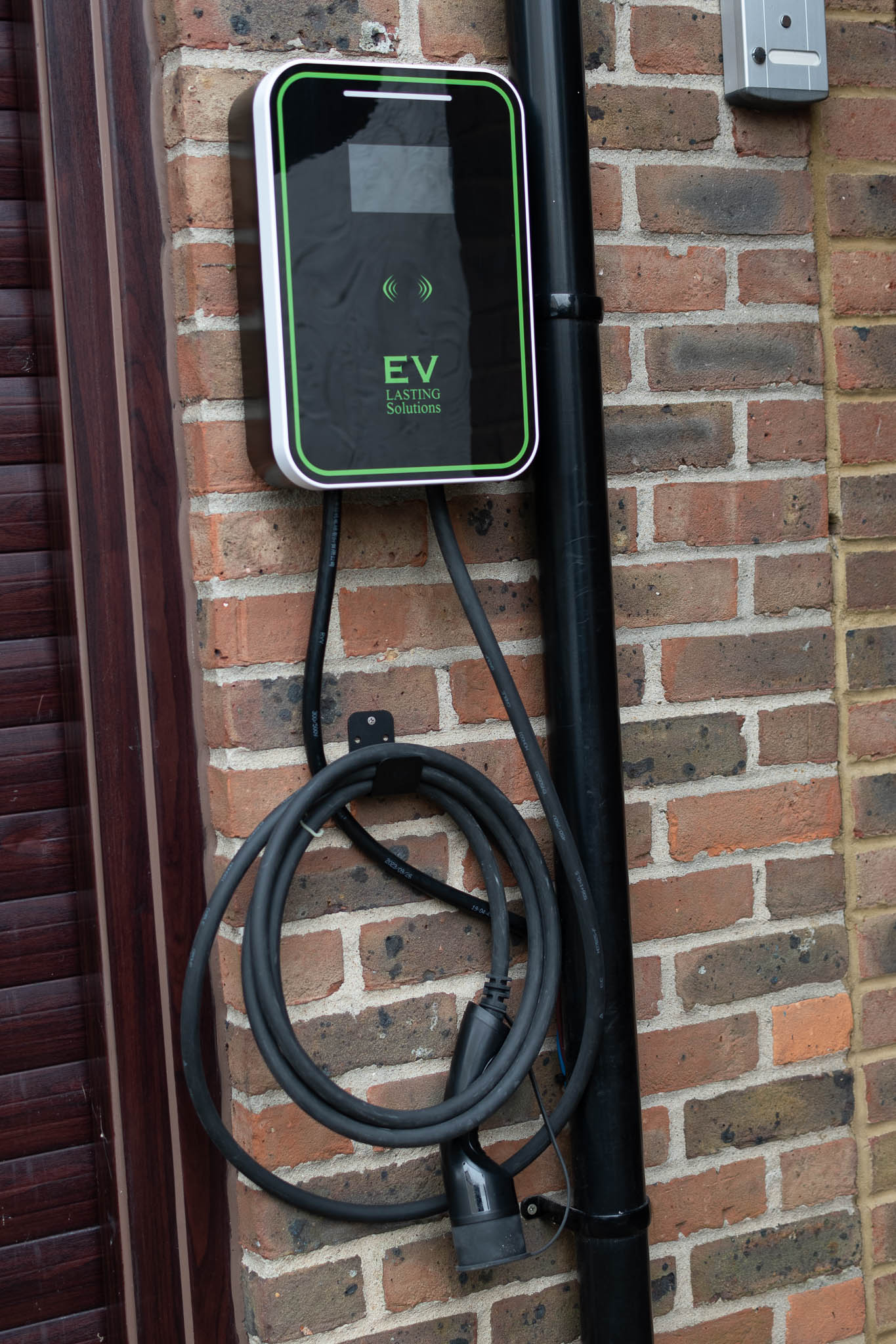 Genesis T (AC Wallbox EV Charger Tethered) with 4.3 inch LCD